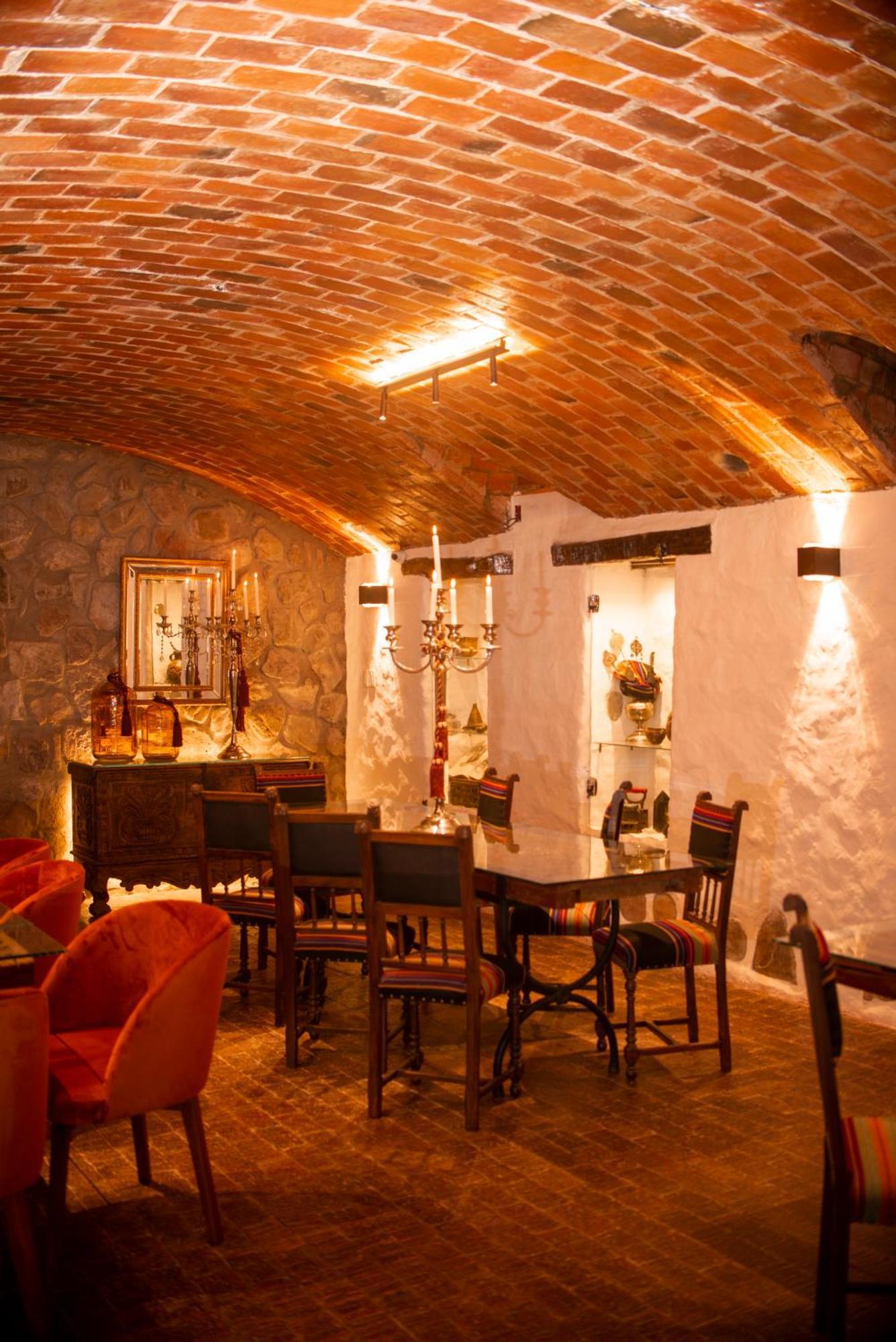 Parador Santa Maria La Real Sucre Eksteriør billede