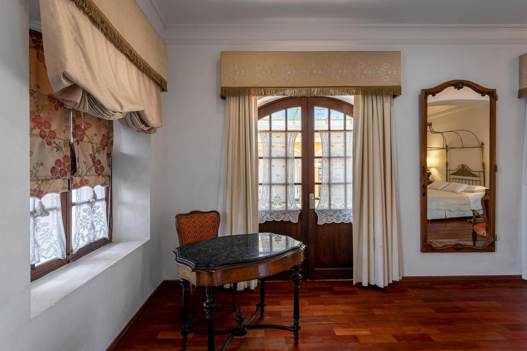 Parador Santa Maria La Real Sucre Eksteriør billede